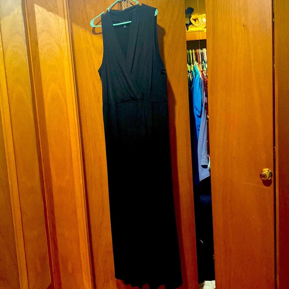 Black sleeveless lane Bryant jumpsuit size 22/24